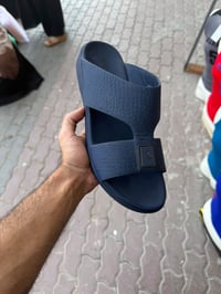 مقاس خاص • نيلي • بيجي