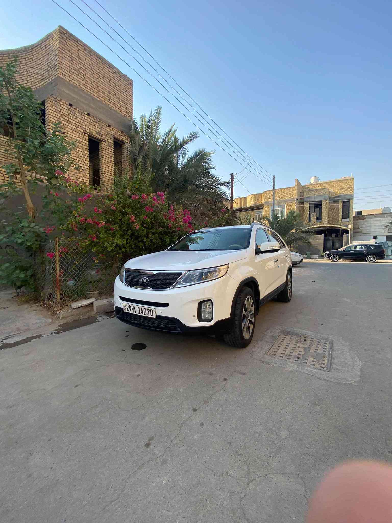 سورنتو ٢٠١٥ لبيع ٤سلندر ٧راكب خليجي نضافه كدامك ٢٥٠٠دوش كفاله فول مواصفات عده بانو رامه تبريد٣قطع رقمه واسط رقم جديد سياره بسمي شاهشه بصمه مكاني ناصريه مركز /***********
