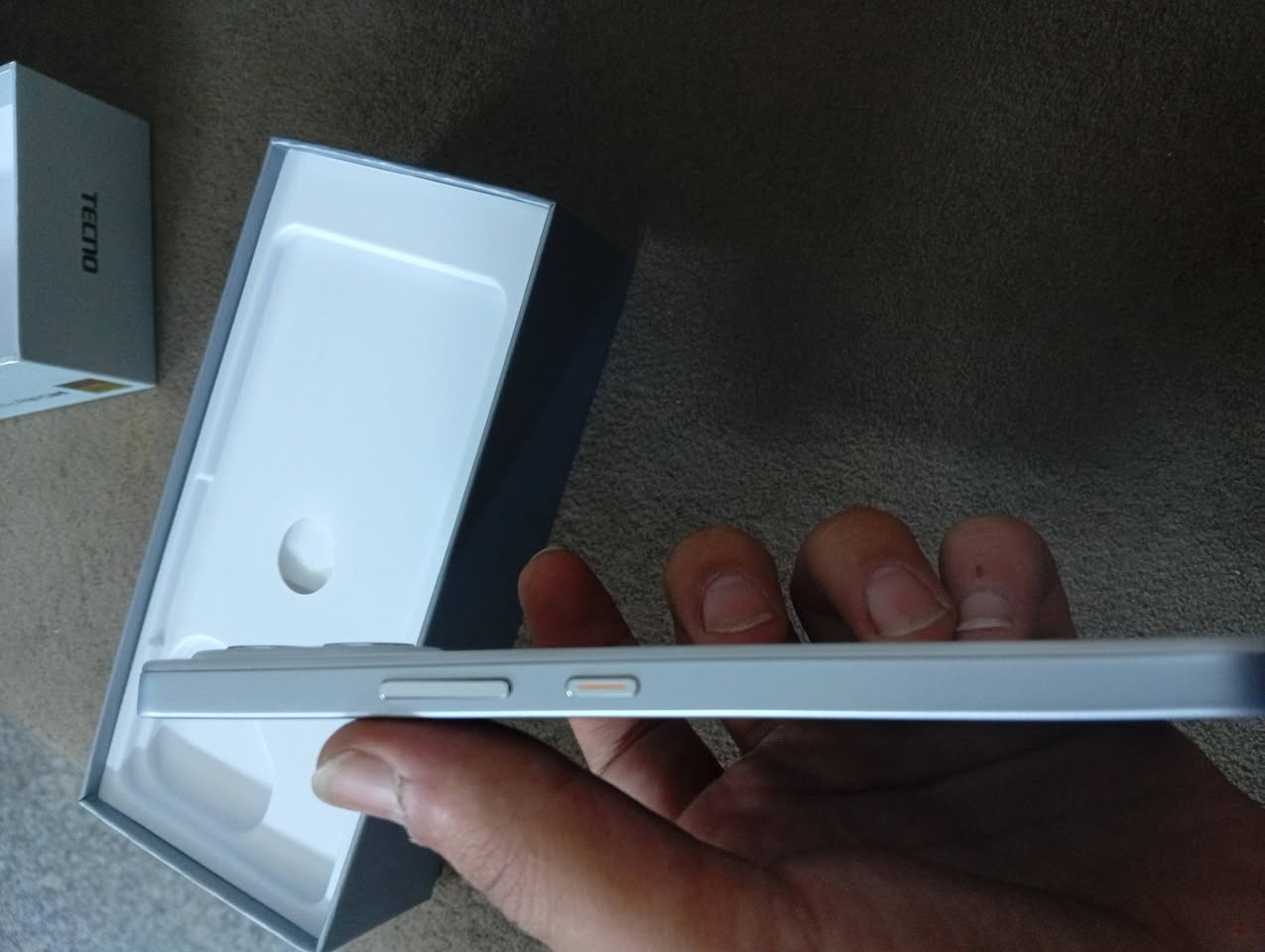 سلام عليكم
تليفون TECNO POVA7 /ULTRA 5G 
256GB 
ROLAM / 8GB

بطارية 6000mAh
 البطاريه /99 
مامفتوح سعره 330وبي مجال بسيط شارع فلسطين المستنصريه
***********
