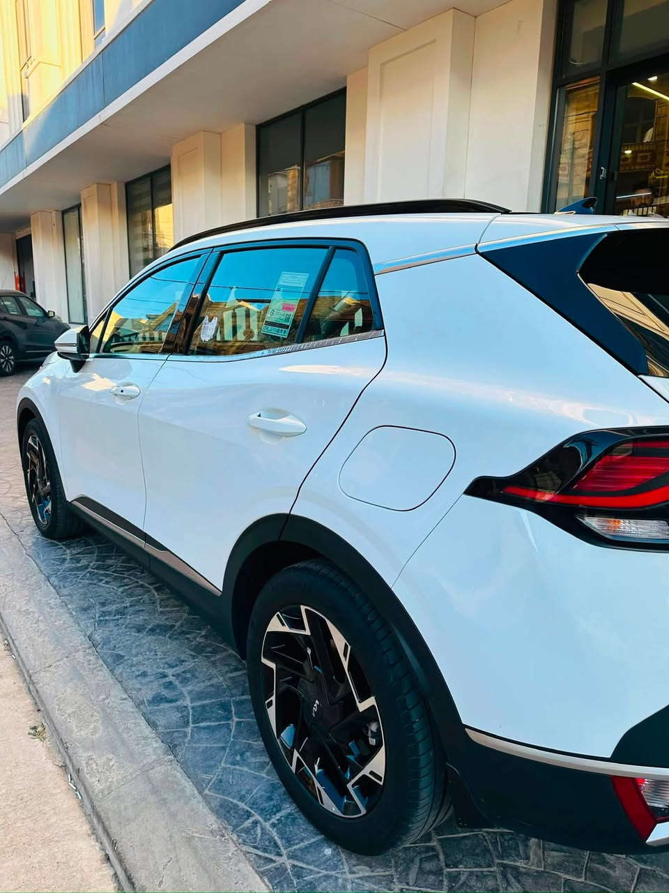 سبورتاج 2024 فول
ضمان شركة  نيم بعده بالضمان 
ماشي 20  الف بدون اي ضرر 

بانوراما - صندوق كهرباء 
شفتات سكان - رادار نقطة عمية 

كشنات كهرباء - ويل كب  19

كشنات سكان تدفية - حساسات امامي خلفي
مواصفاته معروفة الفول 
رقم اربيل - مكانه اربيل ✅
✅220 $  
‎سيارة بدون بارد بدون صبغ بدون ضربة
***********واتساب
