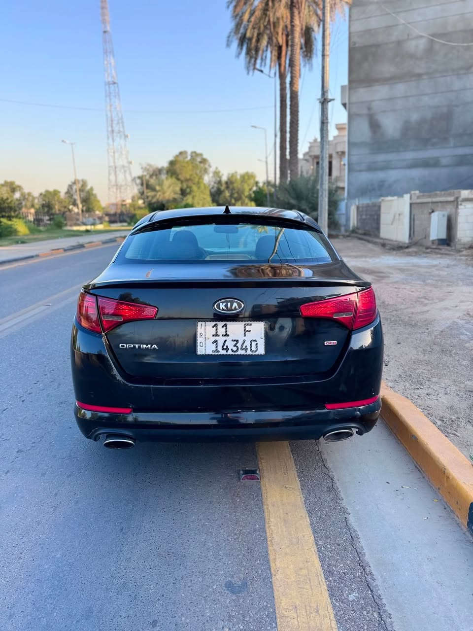 السلام عليكم كيا اوبتيما موديل ٢٠١٣ وارد امريكي محرك ٢,٤ بدون قطرة دونز المواصفات
تحكم استيرن اربع جهات ايكو كروز سرعه شاشة كامرة خلفية مراية تعتيم ذاتي كشن السائق كهرباء اشاير بالمري تحكم مري كهرباء الجامة الخلفية مظللة تبريد ثلج تدفئة نار منضومة زنون عالي ناصي وبلوجكترات هم زنون وشرط بيهن ضمان كير خير من اللّٰه محرك خير من اللّٰه لا تنقيص ولا تبخير ولانفخ من القبق اشواصي لغود تكم كوله كفالة بيه صبغ جاملغ خلفي رش وقبق الجنطة رش والبنيد مرشوش بدون قطرة معجون والجاملغ الامامي الايمن تبديل /قمارة جاردة ونظربت طلقة  والسيارة بالحقيقة احله من صوره سعر ٩٠ وبيه مجال  وبيه سونار موجود على الخاص مكانه بغداد للاتصال ***********  السيارة هزة ٢٨ مشروع وطني باسمي

