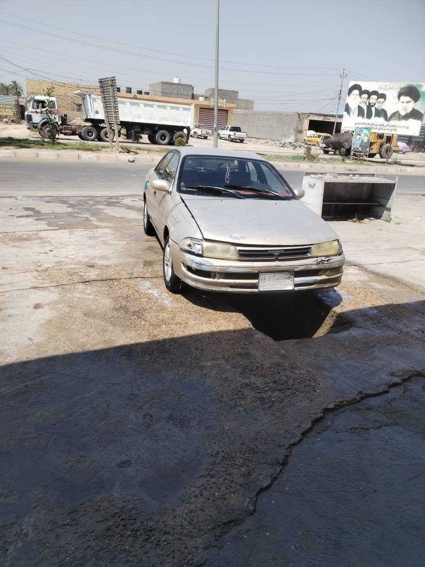 السلام عليكم 
سياره تيوتا كارينا للبيع موديل 93 رقم ديالى مشروع وطني سنويه ما ساقطه 
تبريد عوزه بس غاز السياره مكينه مشروطه مالكهه تواجد يمي يشرط مداور 
عارضهه 28 وبيهه مجال 
***********
