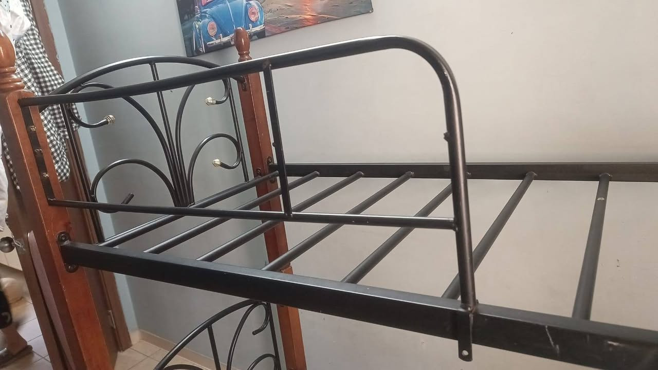 جربايه طابقين للبيع بسعر مناسب 

 يوجد توصيل داخل  بسمايه 💚
 
*********** تواصل واتساب 
‏‪***********‬‏  اتصل ع الرقم 🔺
