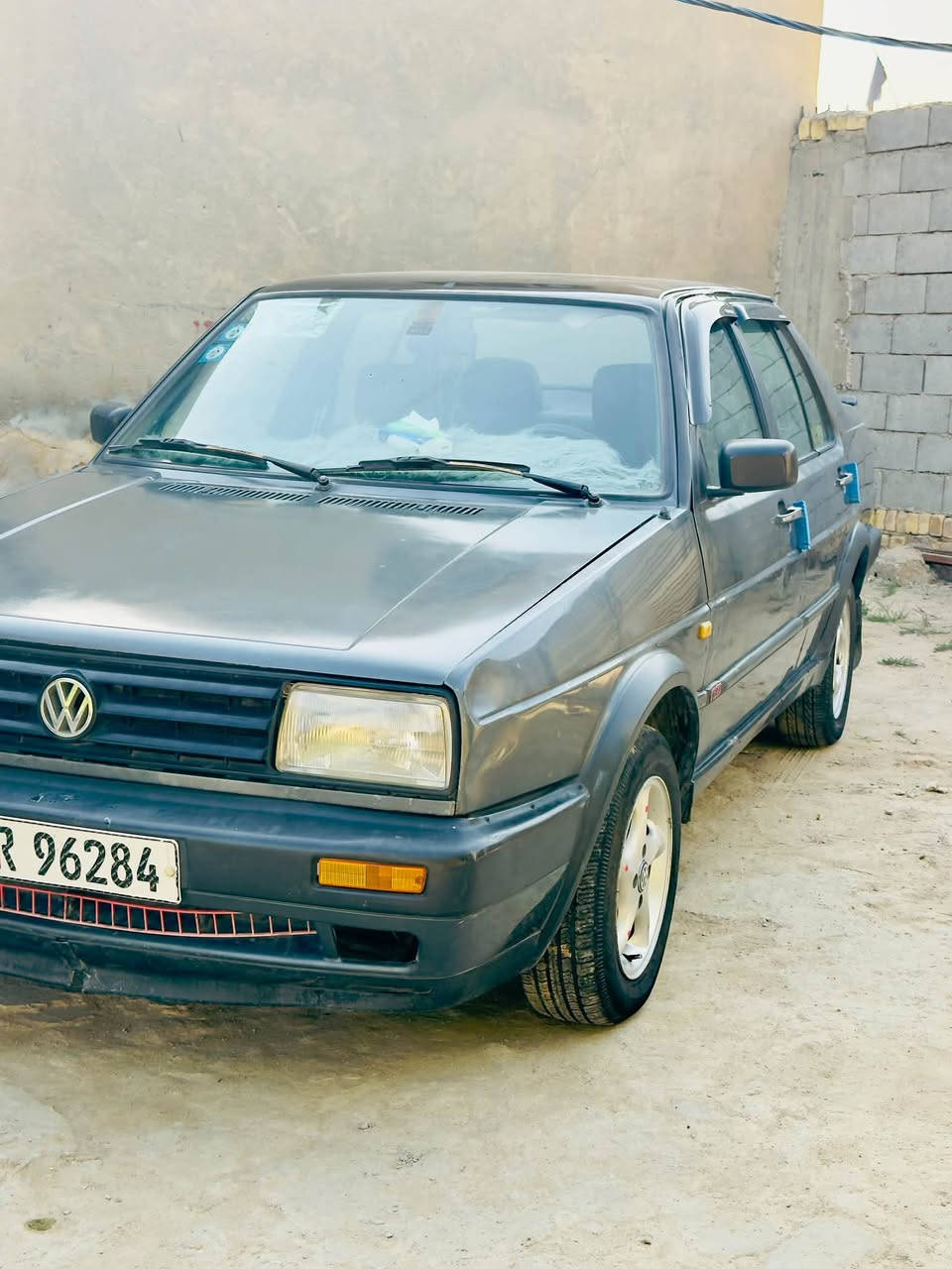 فولگس واگن جيتا موديل 1990  مشروع وطني باسمي كير اوتماتيك مكينه خير من الله تبريد  بس غاز سيتم صوت جام كهرباء سعر 33 وبيها مجال بسيط للتواصل *********** اتصال او واتساب
