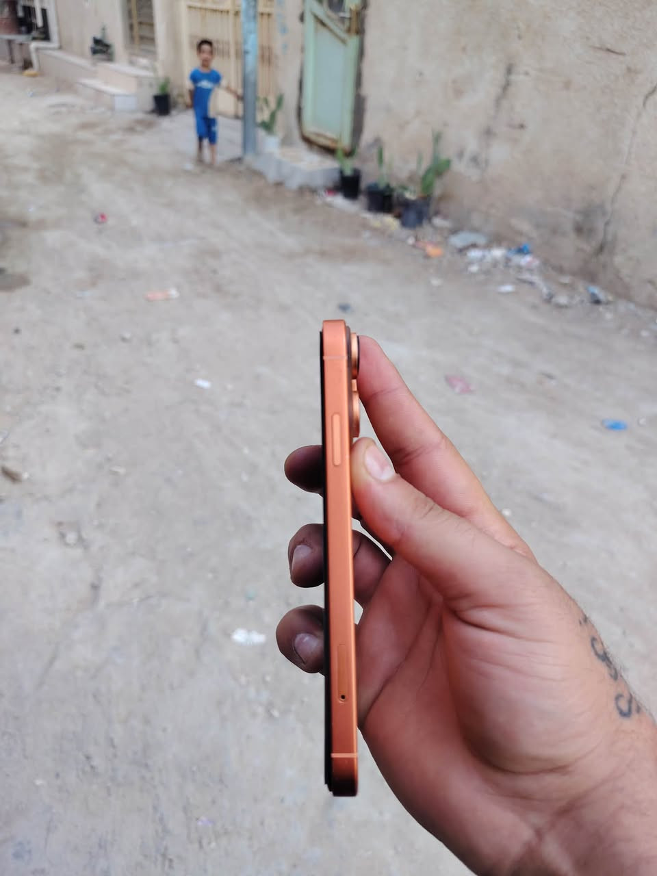 اكس آر محدث ١٧ سعر ٢٣٠ (***********)
مكان كربلاء 
بطارية مبدلا ١٠٠
فيس إيدي شغال.
جهاز يخبل 
كلشي مابدل بي عدا لبطارية
