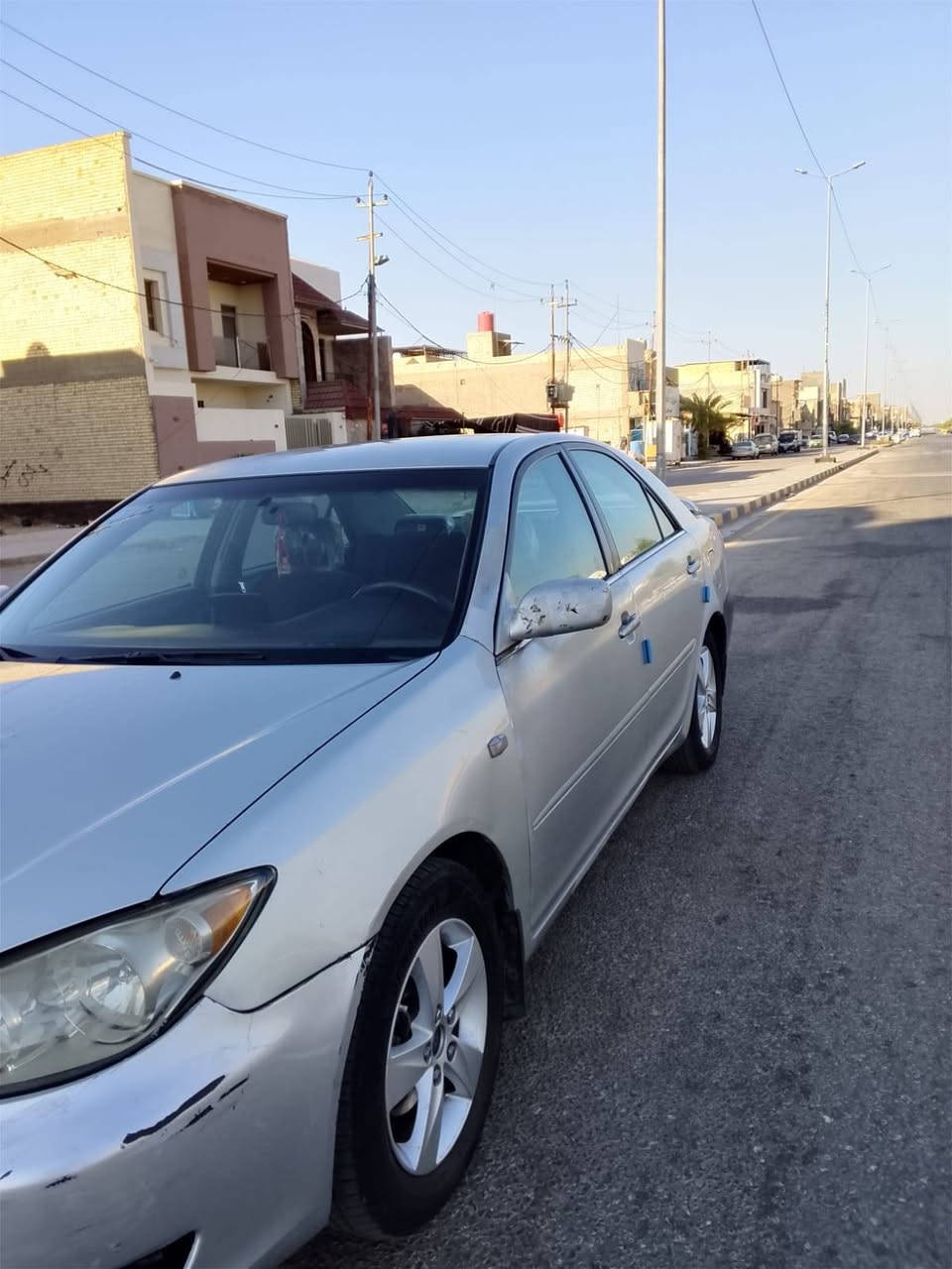 كامري نحلة 2004 وارد امريكي للبيع
كير ومحرك مكفولات 
تبريد ثلج 
رقم بغداد الماني  بسمي مشروع وطني 
 
السعر 75 وبيها مجال 

مكان السيارة نجف 

واتس اب  ***********
