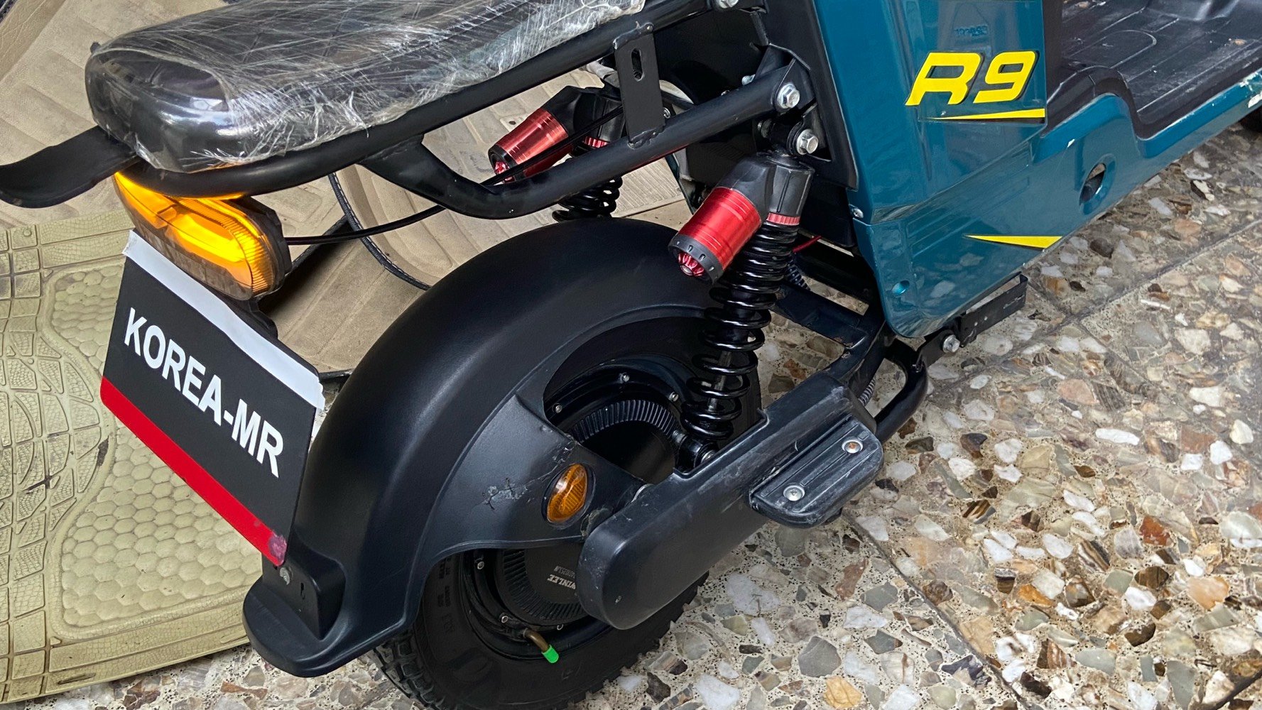 R9 • موديل ٢٥ • بطاريات ٢٠٢٦