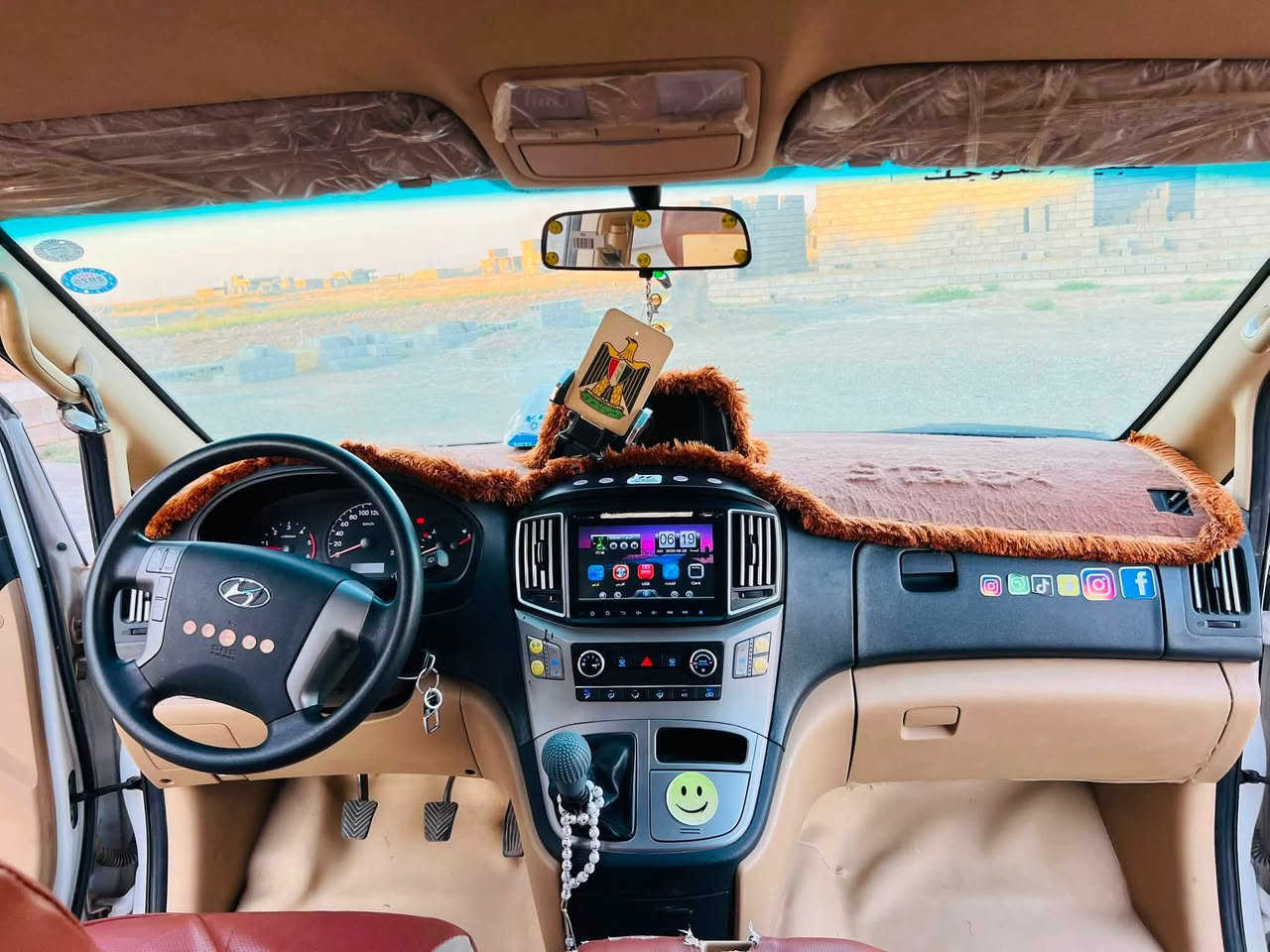 السلام عليكم 
ستاركس للبيع 
موديل 2019
ماشيه 121الف 
كفاله عامه 
من الدعايمه لدعاميه
كلين 
الاستفسار اكثر اتصل ***********

