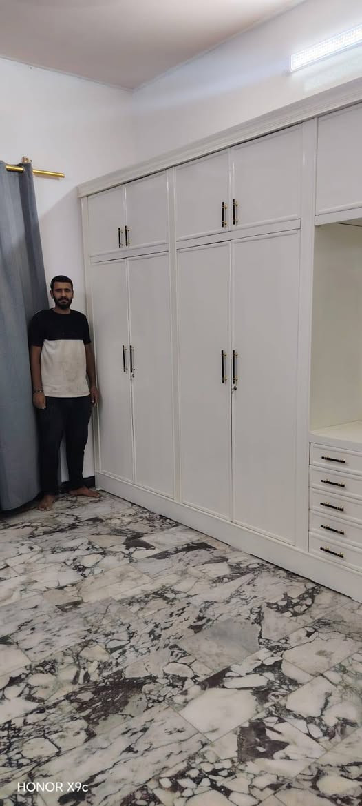سلام عليكم اخوان
اتمنى ينال اعجابكم كنتور شغله درجه اوله داخل خارج صاج صبغ حراري لون اوف وايت 
***********
