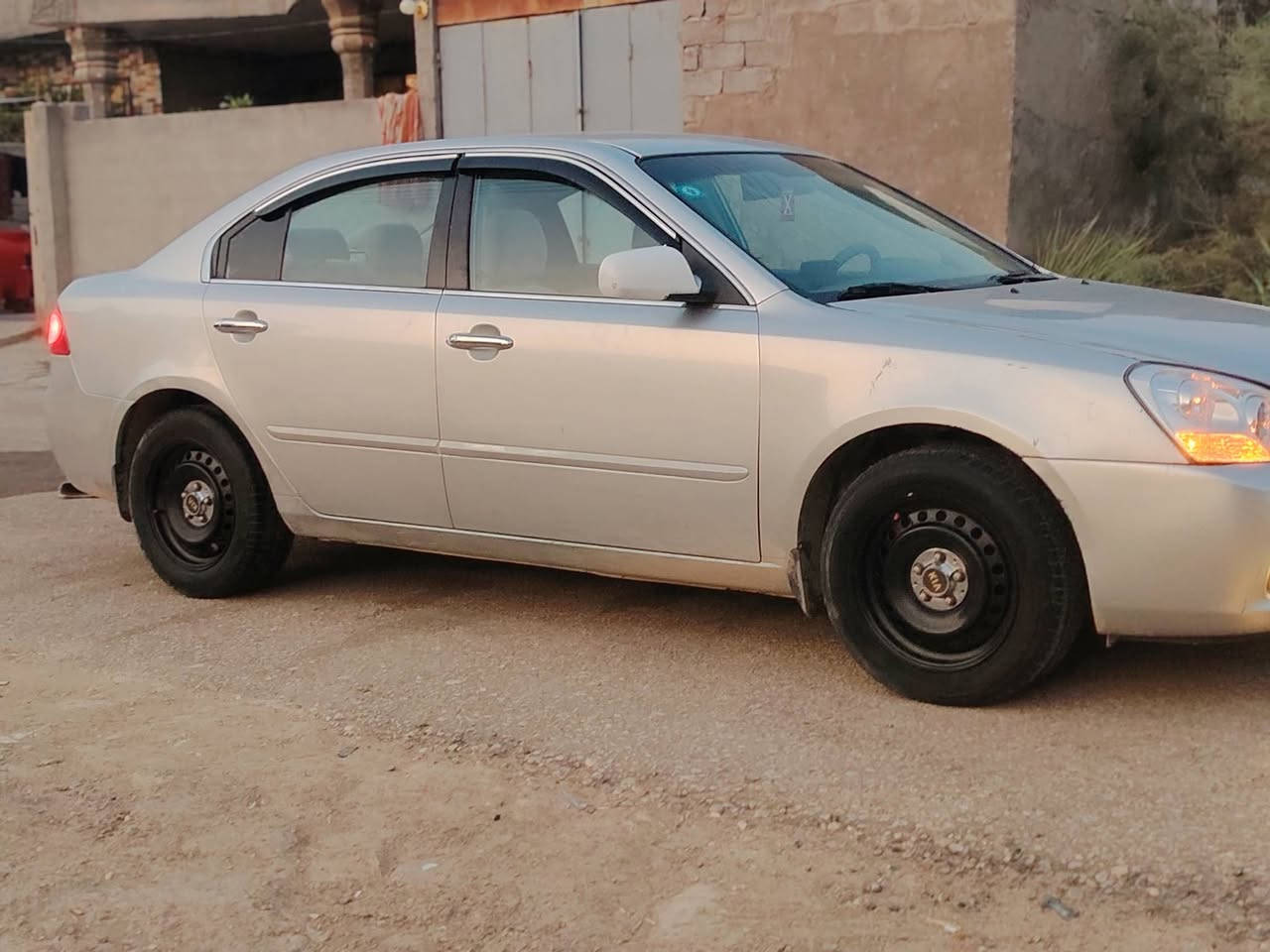 السلام عليكم
كيه وبتما للبيع وارد امريكي محرك2400 رقم بغداد انكليزي
ضرره قطعتين فقط
ماشيه 167الف فقط
السعر 93
مكان بابل شوملي
للستفسار ***********
