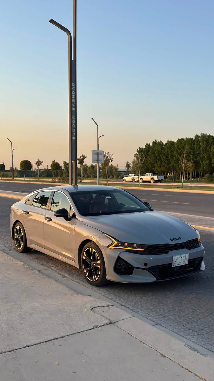 Gtline 2023 
ماشية 60mi
مكينة 1.6 تيربو
مواصفات معروفة شاشة  كبيرة حساسات رادات قايدة شبه الية كرسي كهرباء جلد 
تدفئة كشنات
سعر 160
***********
