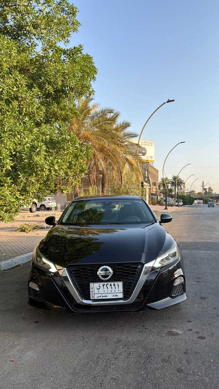 السلام عليكم
للبيع نيسان التيما 2021 SR
بيها اربع قطع 
ماشيه 168كيلو
مواصفات رادارات جانبيه + رادار امامي وخلفي
كشنات جلد 
شفتات ستيرن
كشن كهرباء + باقي المواصفات المعروفه
فول عدا الفتحه
السياره رايدها ب98 وبيها مجال
وماكو التيما مودبل 21 بهيج سعر 
اذا مو شراي لتتصل رجاءاً
***********
