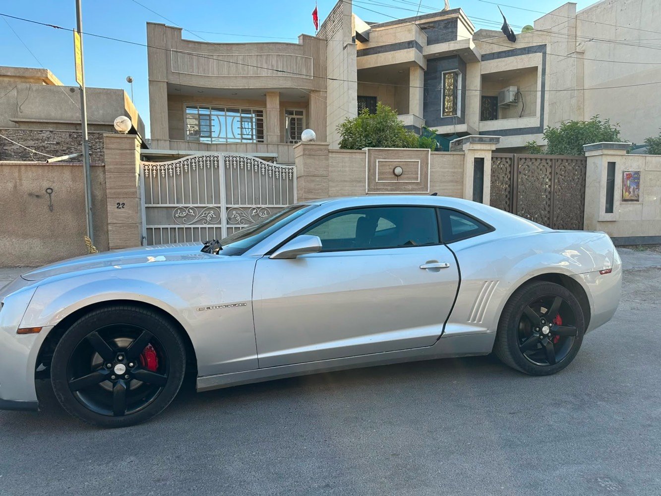 السلام عليكم
كمارو موديل12
Lt 3.6
حادثها اربع قطع 
بغداد رقم جديد
 تخم تاير تبريد 
كير مكينه خير من الله 
 داخل نضيف كامل مابي نقص 
مكاني بغداد  
الغدير 
الاتصال على***********
