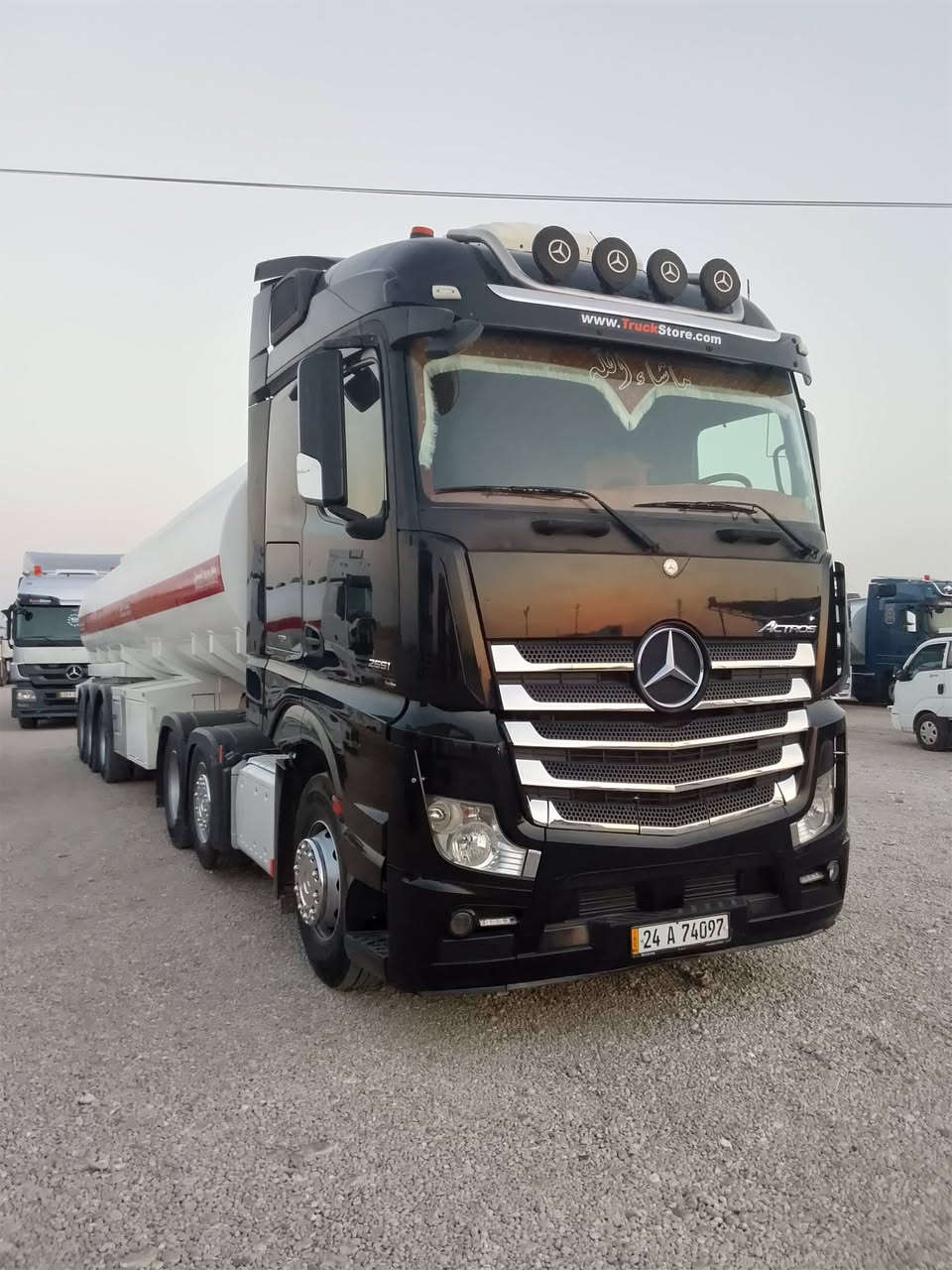للبيع وحش موديل 2015 حجم 2551 فول مواصفات تانكي حدادة رامي الحيالي 2025 بدون طوناج وجي بي اس متواجدة في معرض العاصمة العنوان الانبار رمادي خط السريع مقابيل محطة السريع 💯 سعر 650 وبي مجال الاستفسار ***********
