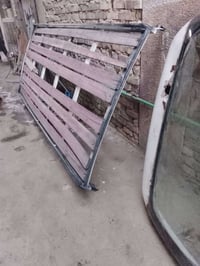 مال فاتون نضيفه بيه خشبه واحده طاكه السعر ٧٥ العنوان بغداد الدوره نهاي...