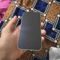 ايفون 16 • ١٢٨ • بطارية ٩٢٪