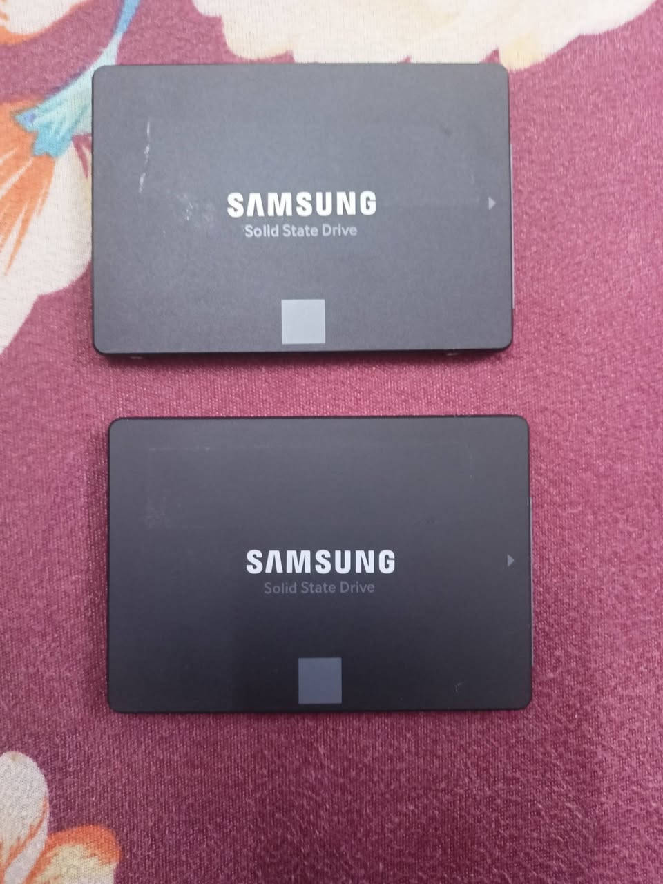 حجم 500 عدد 2 نوع SSD سامسونك اصلي علفحص السعر 75  الف قفل قفل مكاني الحسينية مال الراشدية لا يوجد توصيل***********
