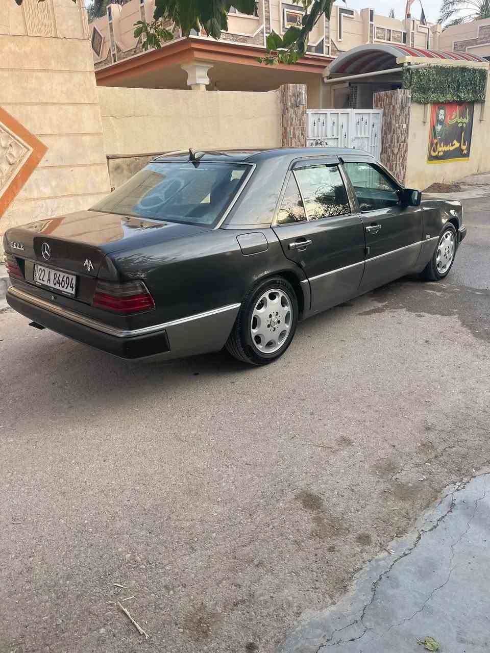 مرسيدس 300 • موديل ١٩٩٠ • محرك ٢.٥