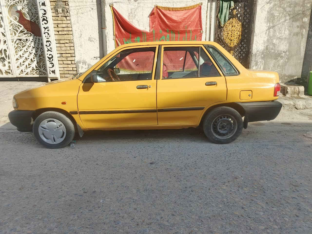 مديل ١١سياره معمره و جاهزه مكينه وكير ناعمة جدا هيه وكرامات عل مشتري لا تسألني  شعليه والله ما عرف أبيه هيج فقط راعي مكاني ميساني سنويه بل ١٦سياره كلش حلوه حديدية طوبه سعر ١٧  ***********
