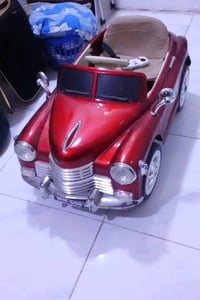سيارة اطفال كهربائية كلاسيكية 125