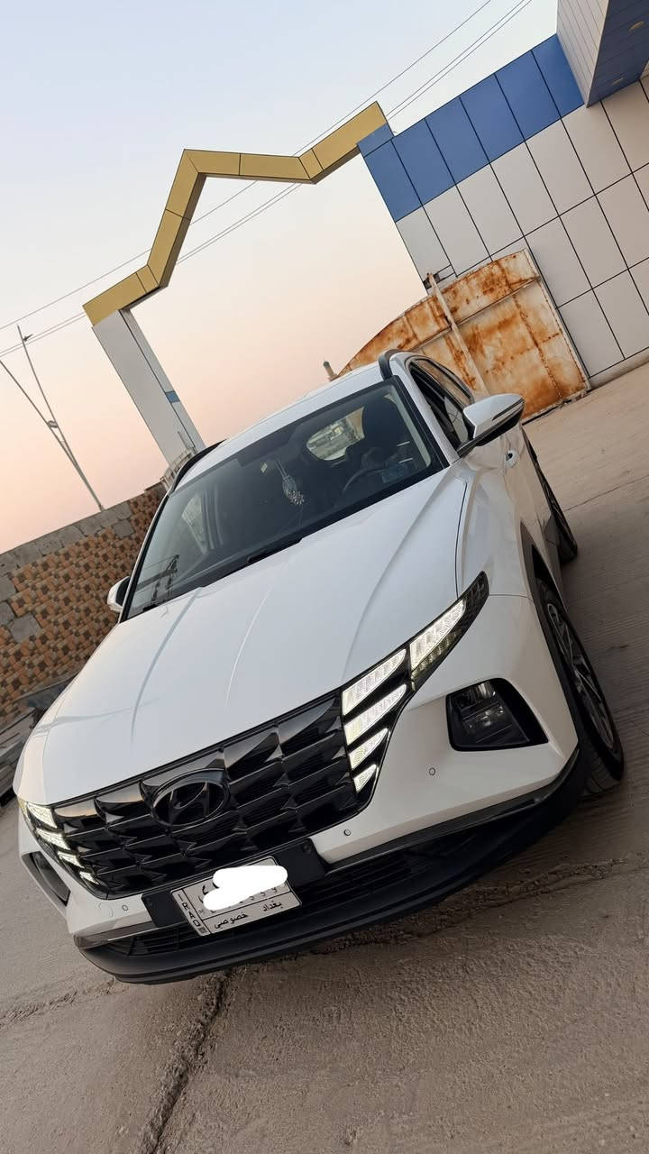 السلام عليكم
توسان 2022  خليجي
سياره جديدة وماماشيه 
فقط بيع $185

✅️مرقم بغداد✅️ السيارة باسمي

المواصفات :-
🔴تشغيل ذكي ( بصمة ) + تشغيل عن بعد 
🔴ماشية 18الف 
🔴شاشة Carplay  
🔴كامرة خلفية 
🔴تبريد قطعتين 
🔴كراسي كهرباء  
🔴بردات خلفية
🔴 دشبول ايباد 
🔴حساس امامي و خلفي 
🔴نظام تشغيل واطفاء الحساسات
🔴نظام تشغيل الكاميرا الخلفية 
🔴 شاحن وايرليس 
🔴 نظام مساعد نزول المنحدرات
🔴اوتو هولد 
🔴هاند بريك كهرباء
🔴 ٣ وضعيات قيادة 
🔴مانع انزلاق 
🔴ويل كروم

🔴سيارة خليجيه وهنا صار بيها الجاملغ الامامي الايمن تبديل وقطعه اصليه مال تفصيخ نفس اللون فقط
🔴مكان السيارة ناصريه 
🔴رقم التلفون ***********
