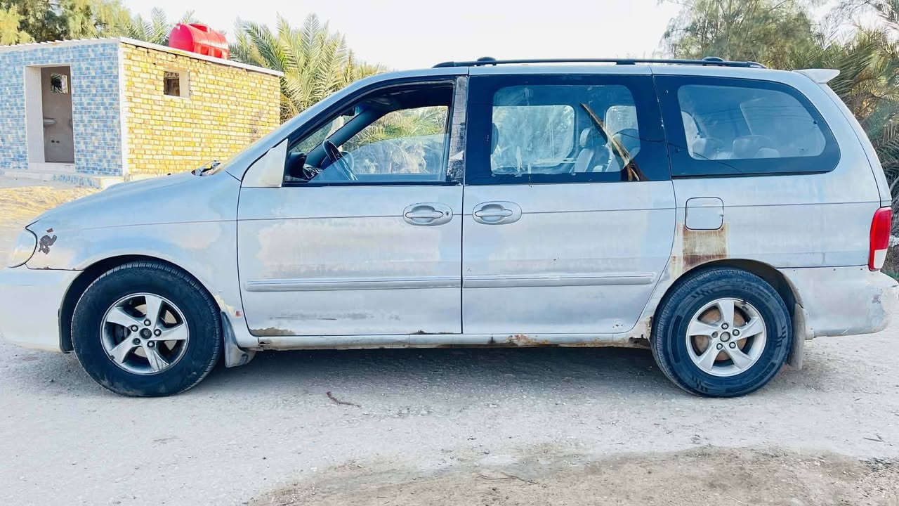 ٧ راكب • اوتوماتيك • ٢٠٠٢