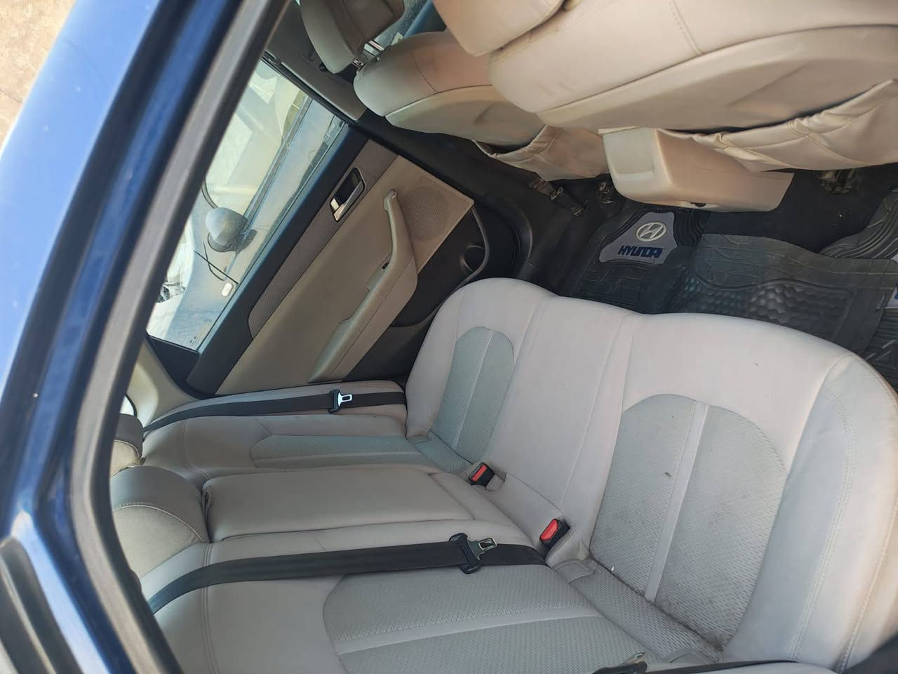 يالله السلام عليكم
هونداي سوناتا الموديل 2017
المحرك 2400 
ناقل الحركه . AT
مواصفات نص فول
تحكمات ستيرن 
رادارات 
تبريد بيانو 
شاشه صغيره 
مواصفات معروفه مال نص فول 
تخم تاير جديد 
كير +مكينه كفاله
لغد + شاصي كفاله 
سياره جاهزه بدون نواقص 
عداد المشي : 130mi
بدون اي نواقص السياره 

سعر السياره 115 وبيه مجال 
عنوان السياره الصابيات/ الرواد الأثرية / خلف محطة وقود سما الكاظمية للاستفسار ***********

