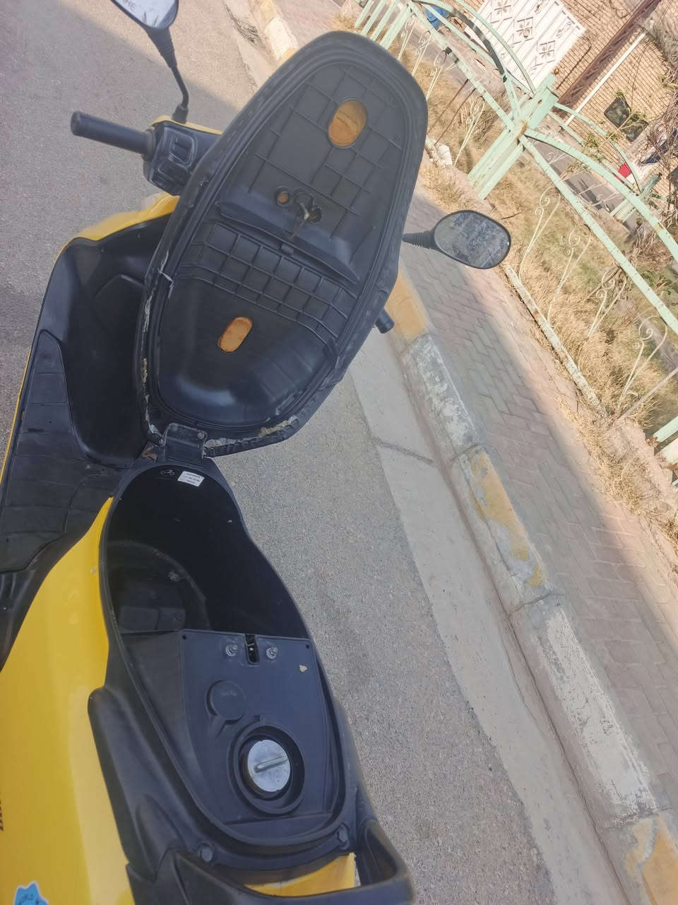 درجة سبيسي ياباني كفرات كابريتر اصليه بلاديه ياباني درجة بلاديه مكينه نعومة فول جاهزه نقص ما مابيه كهربايات كله شغال الهاتف *********** المكان كوت الزهراء

