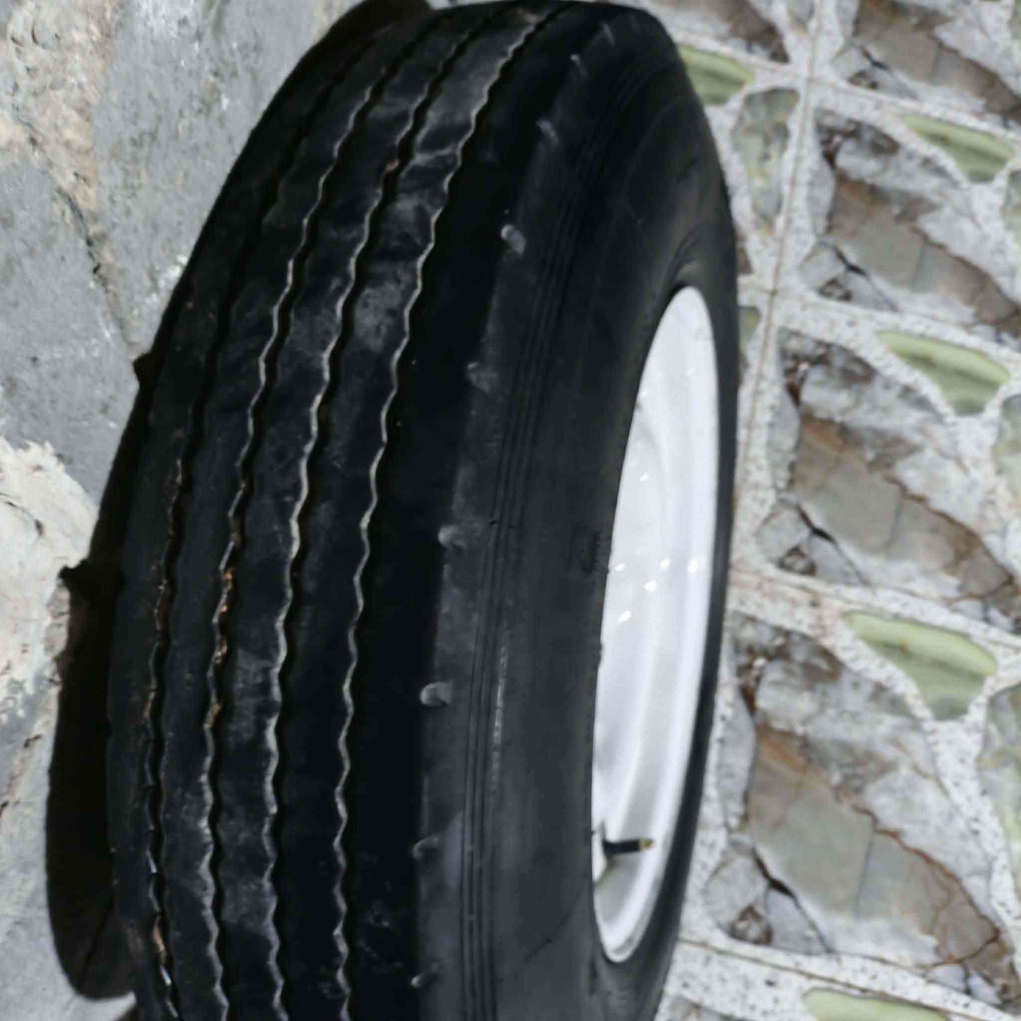 البيع تخم تاير ويل استعمال لتايرات شهرين كوستر 700الحجم اتصل ودلل ***********  المكان واسط الصويره حي العسكري
