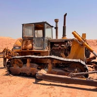 بلوزر • حجم ٦٥ • موديل ٩١
