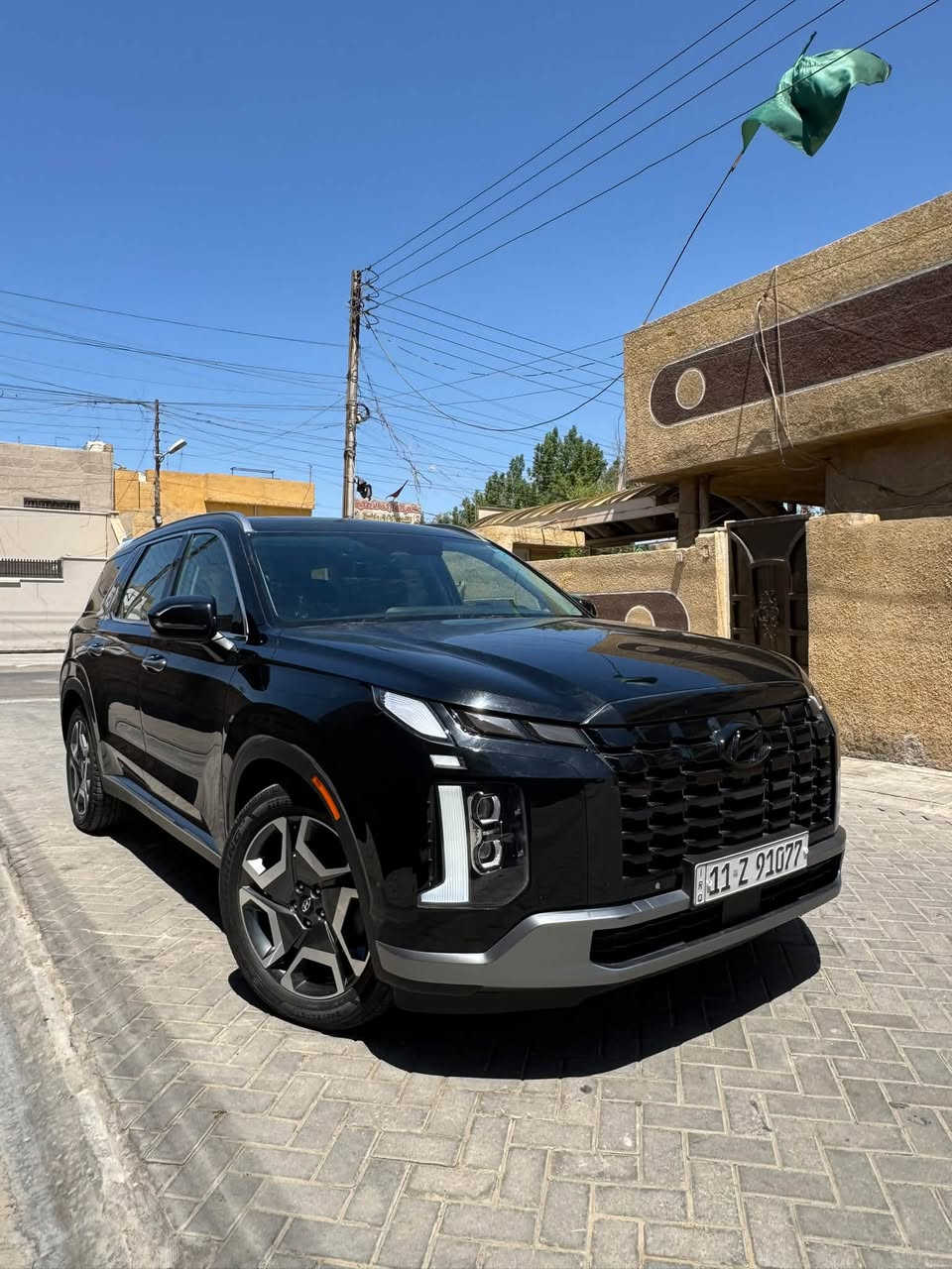 السلام عليكم ورحمة الله وبركاته بليسايد 2023 limited 

                       ترهم ((بيع و مرواس ))

وارد امريكي كفالة بيها فقط بخشم الجاملغ الايمن الباقي سليم كلشي بلادي السيارة ماشية 46 الف 
فول الفول تجي فتحة وحدة 
داخل VIP سياحي 
كشنات امامي خلفي تدفئة تبريد + الستيرن تدفئة 
رادار 360 درجة 
كامرات 360 درجة 
كشنات خزن 
وتفاصيل هواي معروفة السيارة 
للاستفسار ***********
 *********** واتساب
مكان السيارة بغداد
