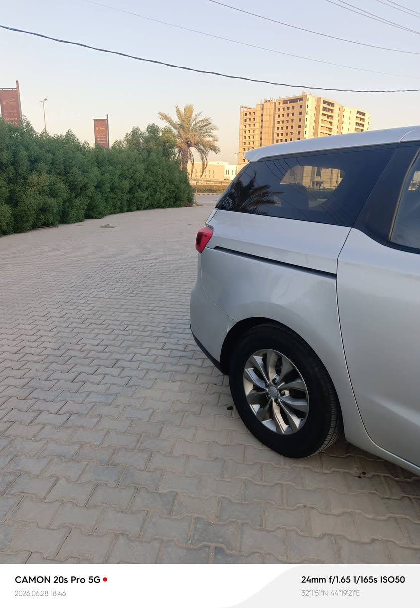 للبيع
كيا سيدونا 2020 السيارة جاهزة مابيه اي نقص 
ضربته بالدعاميه وباب الجنطه  بارد كلش بسيطه .
بأسمي 
***********
