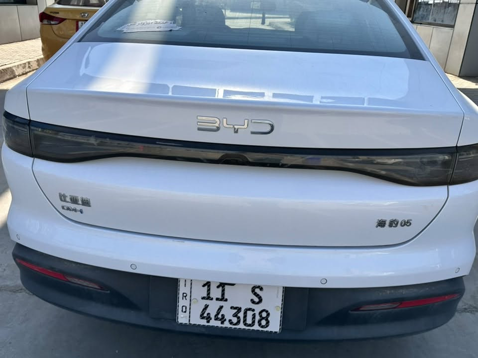 السلام عليكم
بي واي دي سيل ٥ للبيع 
***********
الديوانية 
ماشية ٢٧ الف ونص
شحن ٥٥ كيلو
السعر ٢٠.٩٠٠
بيه طخه بالجاملغ مأشر عليه بسيطة كلش
