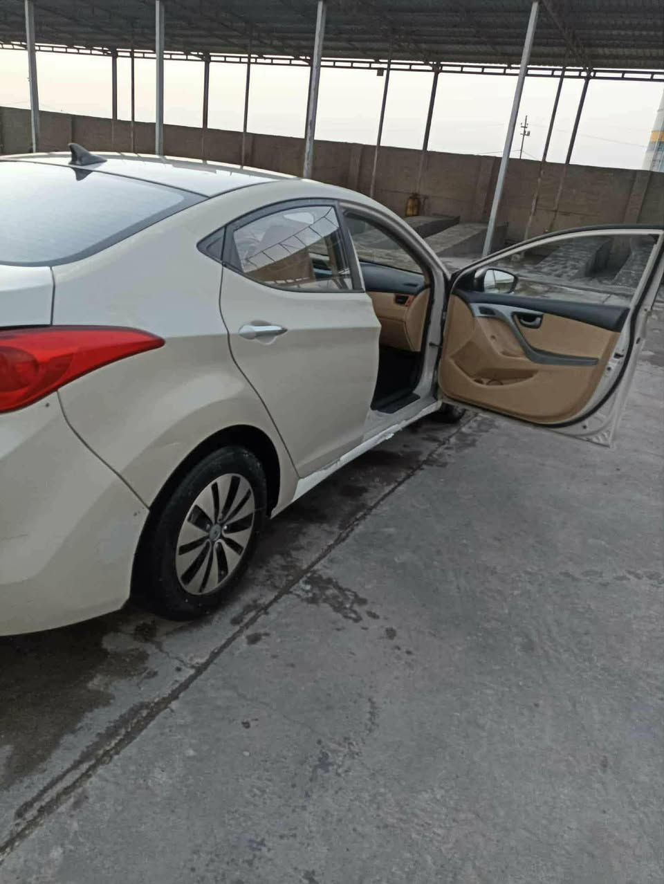 للاستفسار الاتصال ***********-***********
النترا 12 خليجي بيها صفحه صبغ بدون دواخل لغد شاصي تكم داخل كلها مكفول محرك 1800 لا تنقيص ولا تبخير كير وتبريد خير من الله رقم انبار مشروع وطني تحويل ثاني يوم بسورنتو مرواس سونار مرفق بالصور
