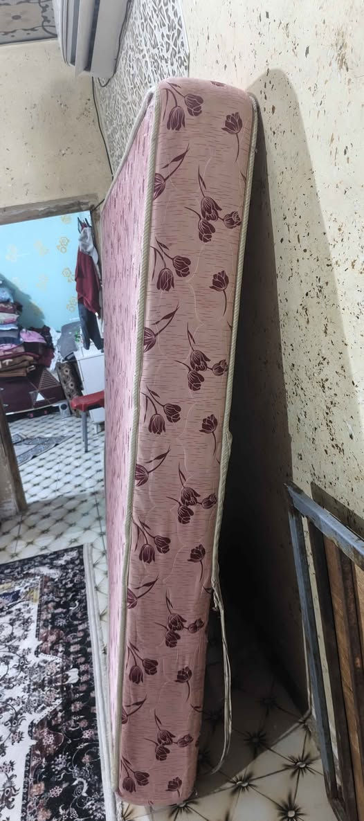 السلام عليكم دوشك للبيع ضغط الاصلي عوزة بس وجه مانازل سانتيم السعر 65وبي مجال العنوان شارع أبو طالب بلبداية يم الأسواق *********** كربلاء, العراق
