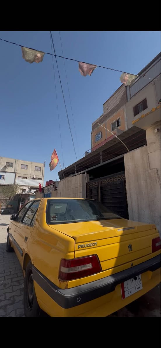 السلام عليكم بيجو ٤٠٥ موديل ١٦ مكينتهه كايمه كيرهه حلو حداديتهه حلوه تبريد ثلج تخم تاير جديد السعر ٢٠ وبيهه مجال مكاني بصره موفقيه ‭***********‬ البصرة, العراق
