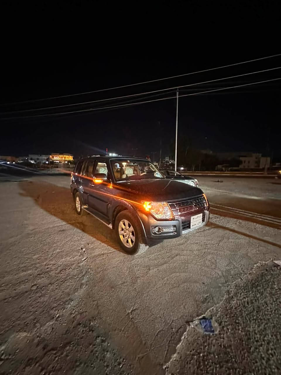 ‏باجيرو مكفولا من الصبغ ‏موديل 2018 أغنية عن التعريف سيارة نظيفة ماشية 130,000 قابل لزيادة مكان السيارة خانقين السيارة جدا نظيفة واستخدام شخصي عندها رصعى صغيو بل باب الخلفيى أراجع على البارد سعر السيارة[185$] بيى مجال شويى ***********

