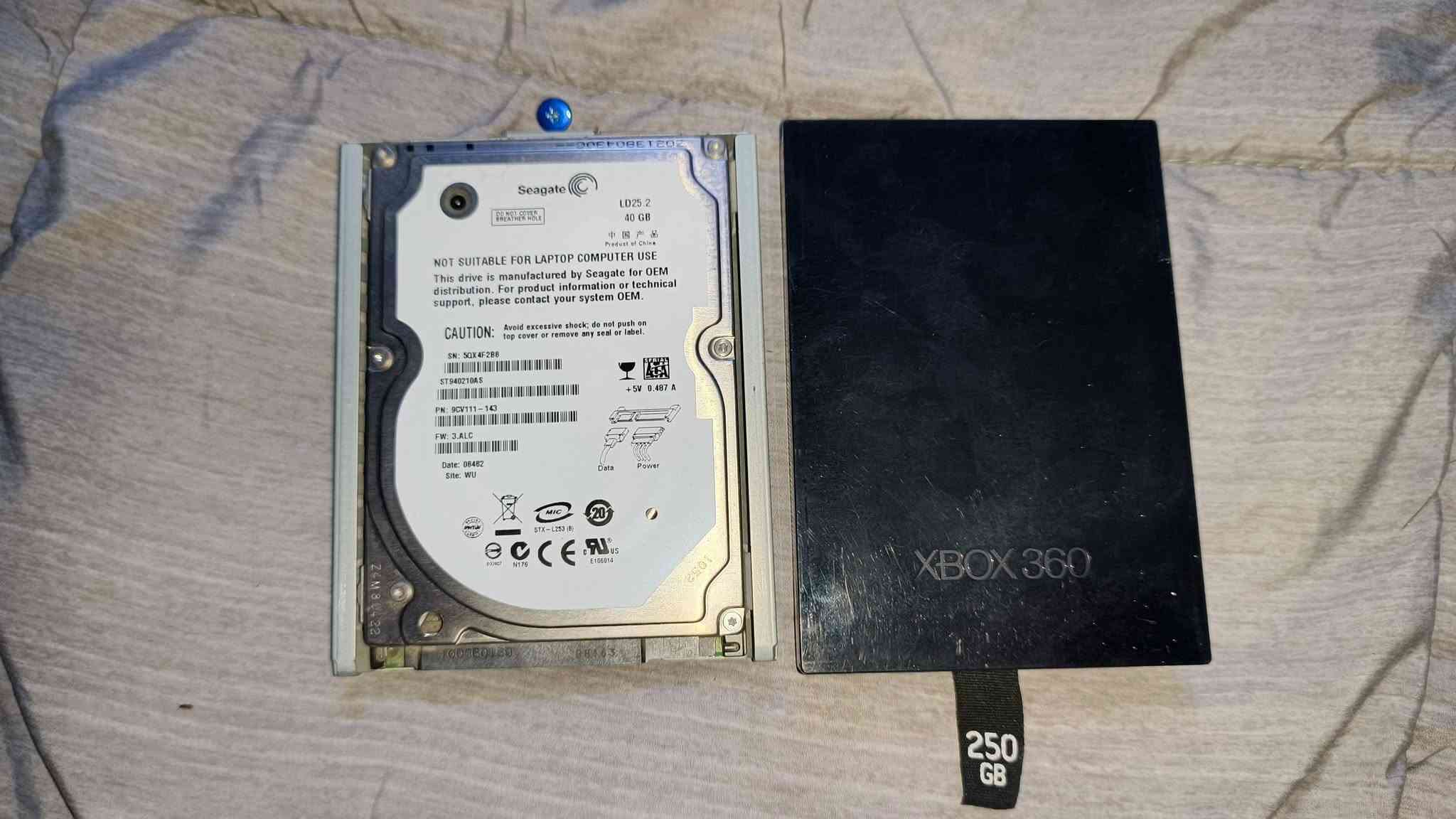اكس بوكس 360 • ٢٥٠جيجا • نضيف