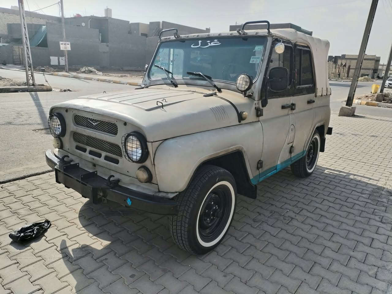 ٢٠٠٢ • بدون مكينه وكير • كهربائيات