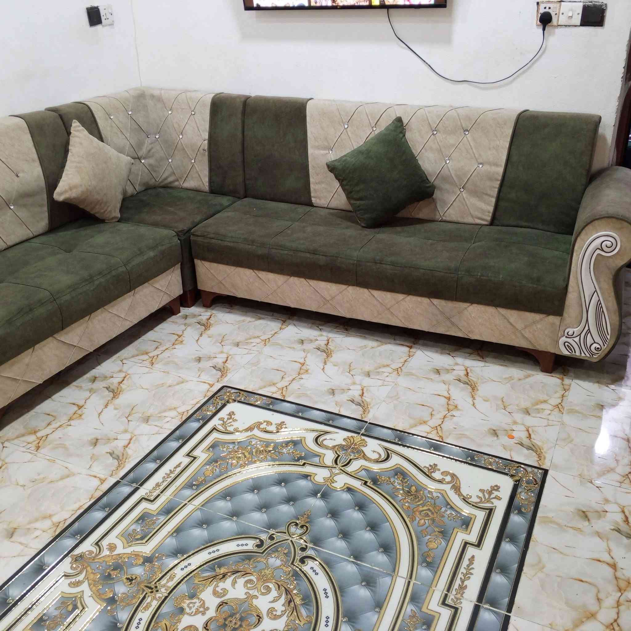 ديوان ٢٠مقعد • نضيف • توصيل بعقوبه