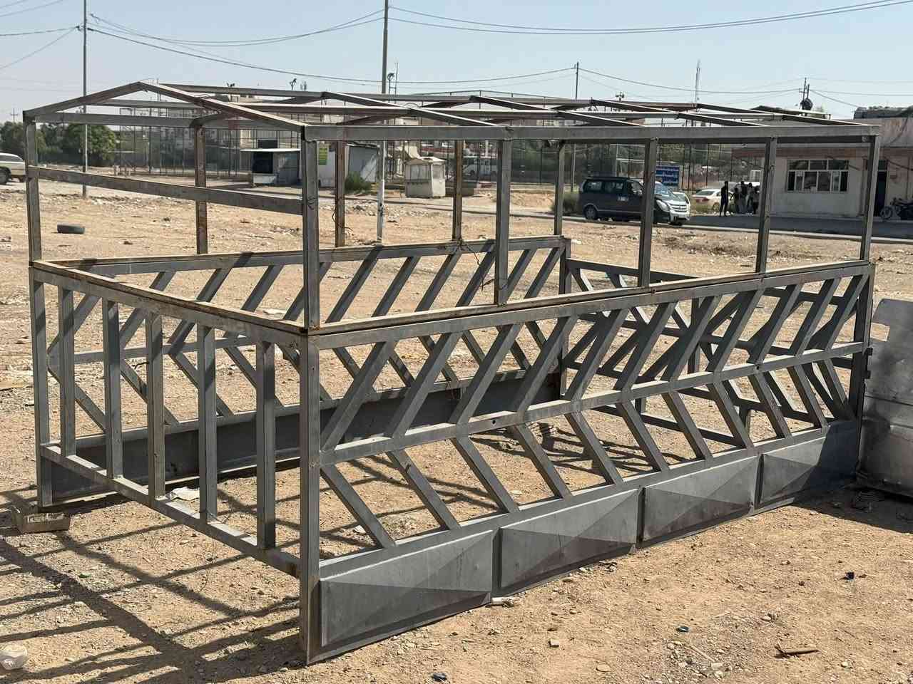 چەمچەو کەپر بۆ فرۆشتن بۆ 2700 و 3000 دەبێ
سعر 325 هەزار 

شوێن هەولێر 

***********
