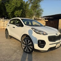 سبورتج موديل 2019  خليجي محرك 2000دوش  مكفوله ضربه وصبغ وتبديل فقط بيه...