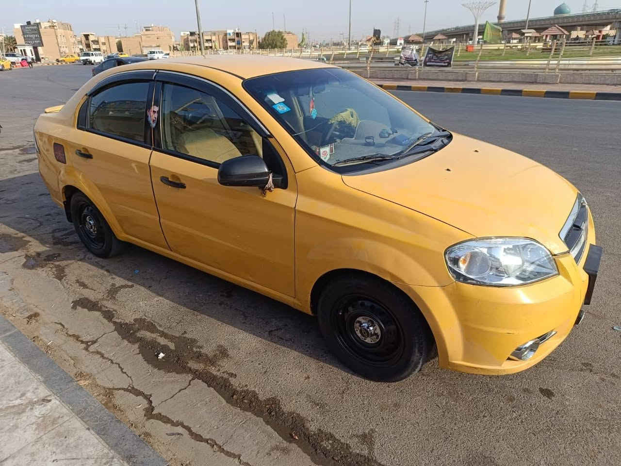 سلام عليكم افيو للبيع موديل ١١ بيها طخه بصيطه بل هلال الخلفي مصلحه عل بارد والباقي مكفول كير ومحرك خير من الله رقم انكليزي واسط تحويل ثاني يوم سعر تصال عل رقم ***********
