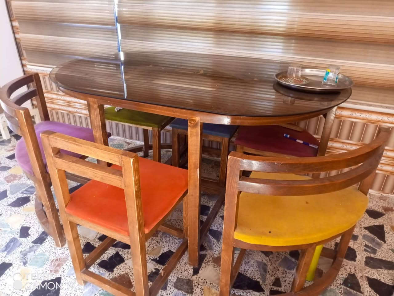 طاولة طعام • ٦ كراسي • حي البتول