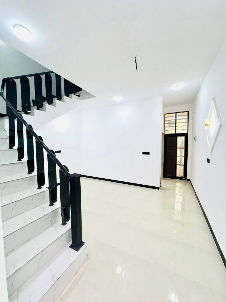 100 متر🏚️🏚️ السعر 43 💸💸 مع المجال
بالنجف شارع الصب مقابل قرية الغدير شارع الصب# عمود ٣٢١ يم السوك مباشر

أتصل وتدلل *********** وأتساب 📞📞
