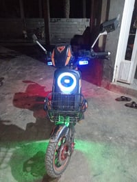 R9 ماكس • شحن • ٣٢ امبير