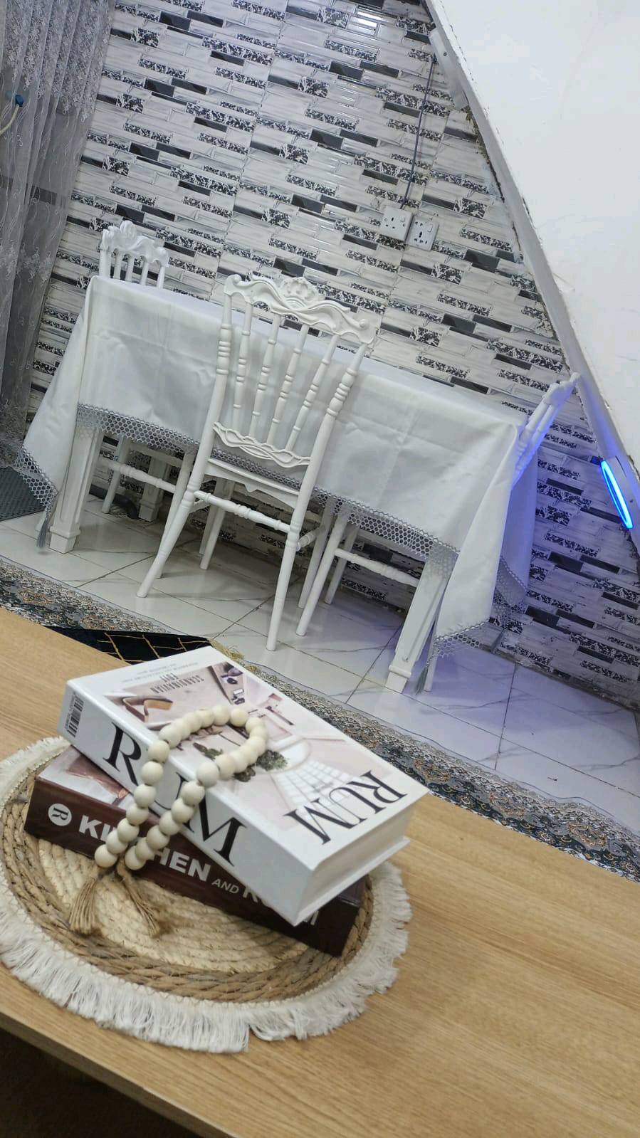 ميز طعام • بوفيه • توصيل النجف