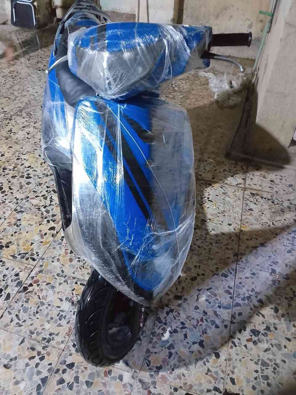 سلام عليكم  دراجه لبيع دراجه نضيفه عوزه شوي ترتيبات كهربائياته كله شغاله  دراجه اوراق سعر 250بيه مجال باقي تفاصيل خاص  مكاني ميسان قضاء المجر الكبير رقمي  ***********
