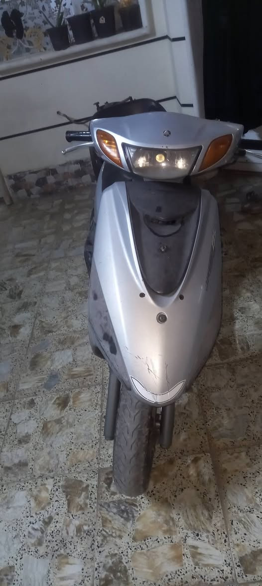 السلام عليكم دراجه للبيع نوع ابريز لايت عالي كفرات بلاديه مختمه ختم واحد مكينه جديده السعر ب٦٥٠ بيها مجال بسيط العنوان بغداد زعفرانيه رقم الهاتف ***********@
