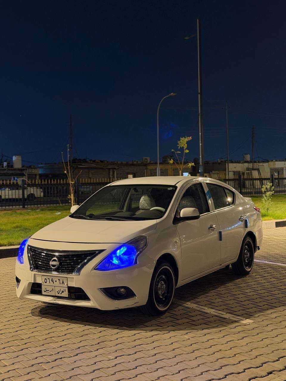 نيسان سني 2020 بيهة نص المدكر ونص البنيد راجعات بارد بدون داخل السيارة كير مكينة تبريد حدادية جديدة  غرفة مدوشمة وارضيات كاملة ماتصرف عليهة ربع دينار مكاني البصرة *********** البصرة, العراق
